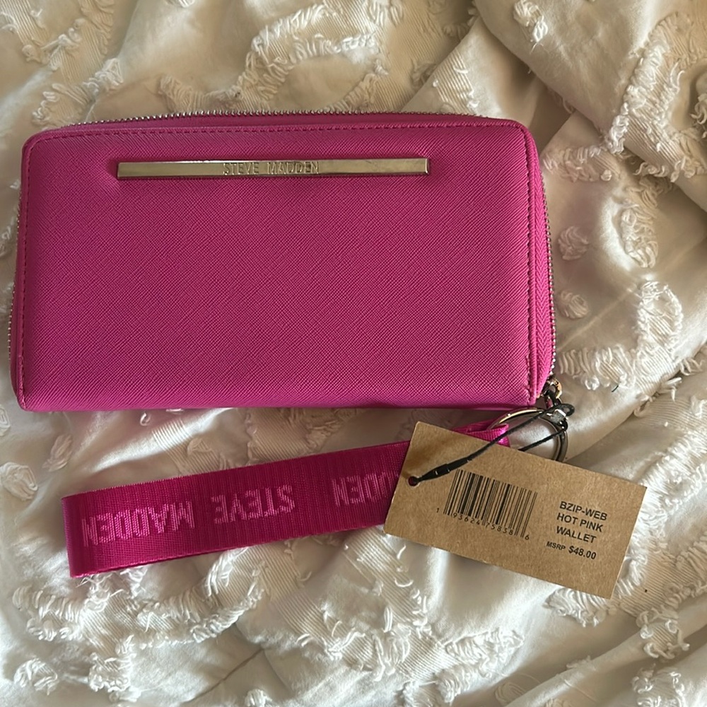 Steve Madden wallet